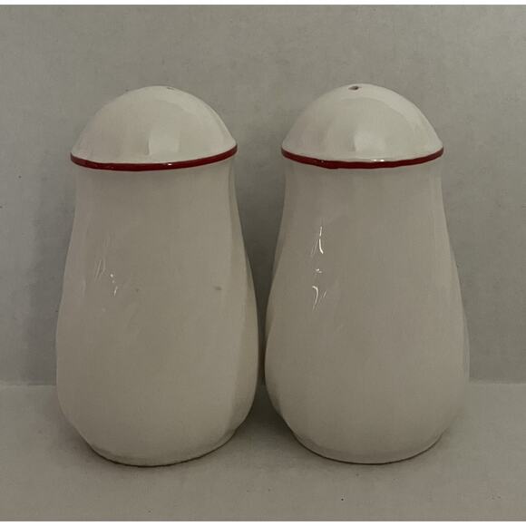 Vintage Christmas Salt and Pepper Shakers Decorated Tree Made in Japan - Picture 2 of 7